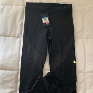 Nike pro leggings ( also have the matching top)